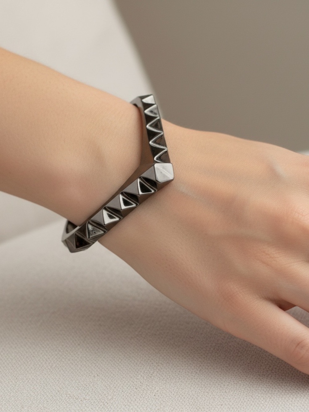 TOMTOM STATEMENT GUNMETAL GEOMETRIC CUFF BRACELET NWOT
